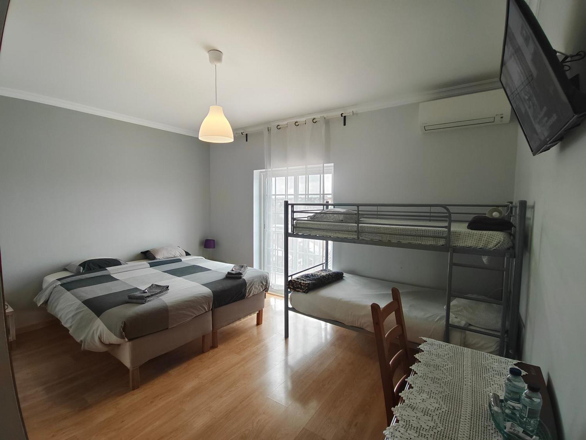 Residencial Marialva Park Hotel Corroios Luaran gambar