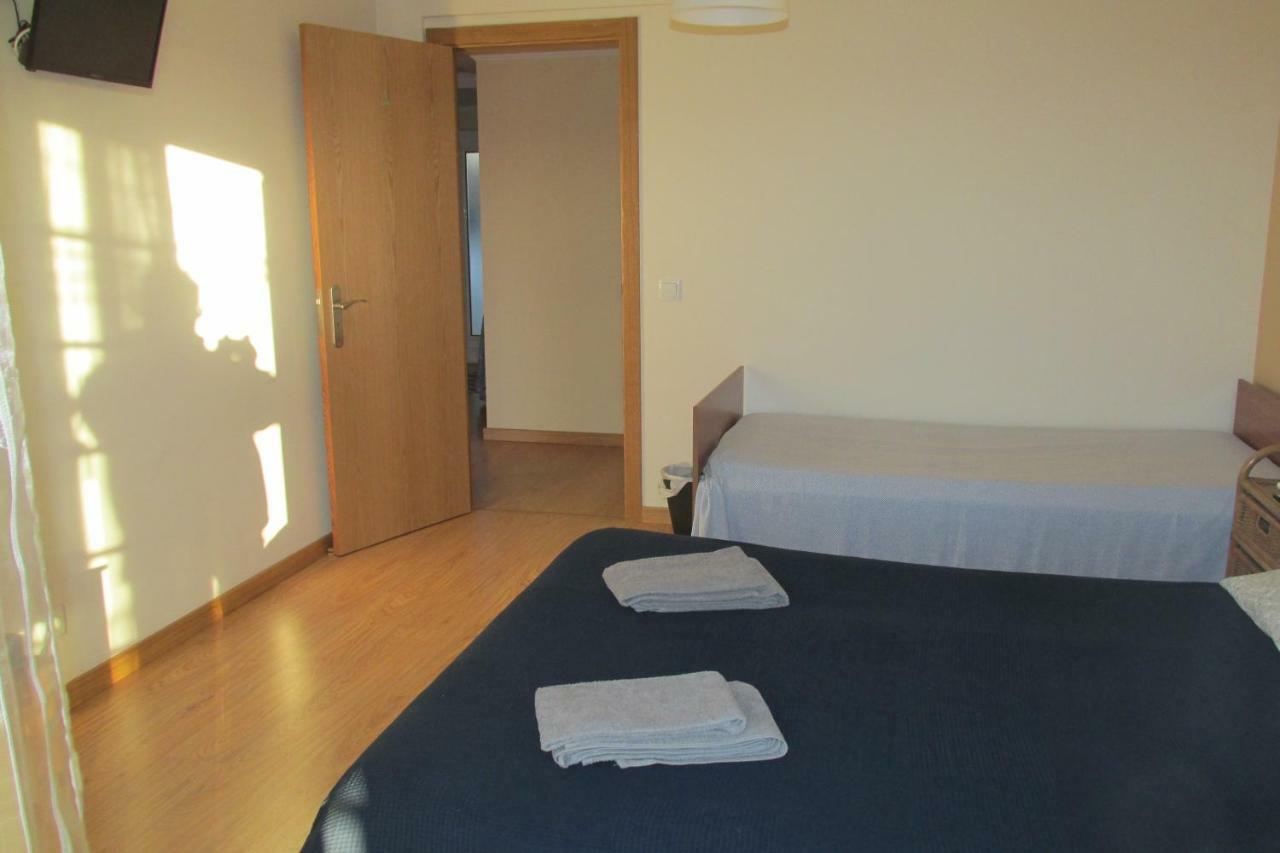 Residencial Marialva Park Hotel Corroios Luaran gambar