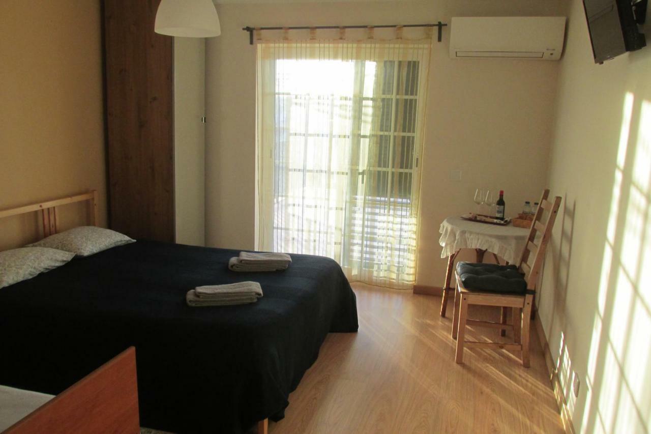 Residencial Marialva Park Hotel Corroios Luaran gambar